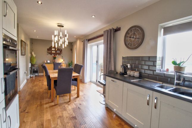 10, Simonside Drive, Morpeth photo 3