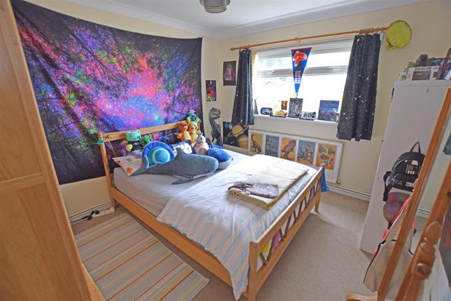 Bedroom 2.Jpg