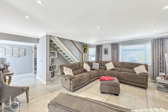 64 Horsey Road photo 3