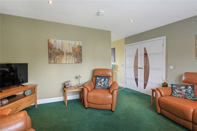 24, Moor Loch Lane, Alloa photo 3