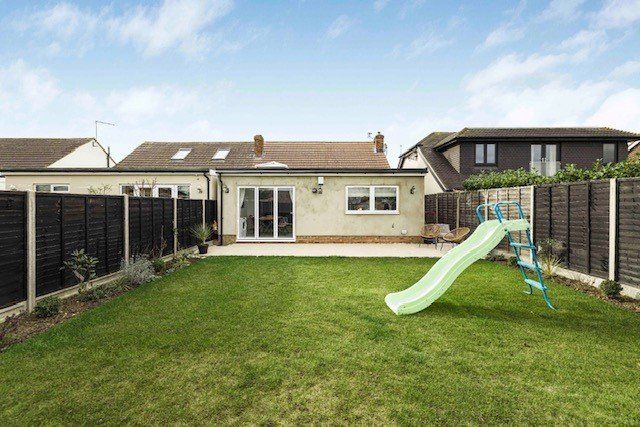 Bungalow for sale in Lewis Road, Istead Rise, Kent
