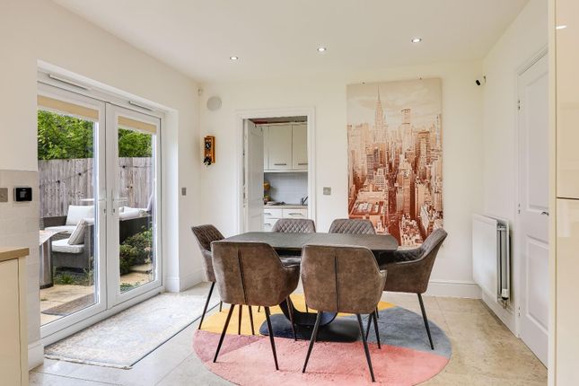 17, Wymund Way, Hauxton, Cambridge photo 4