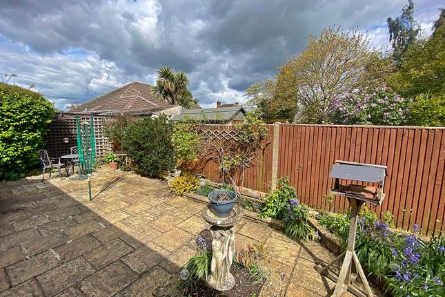 Bungalow for sale in Hilltop Road, Twyford, Reading