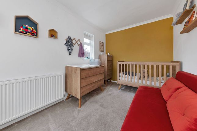 End terrace house for sale in Stamford Avenue, Royston