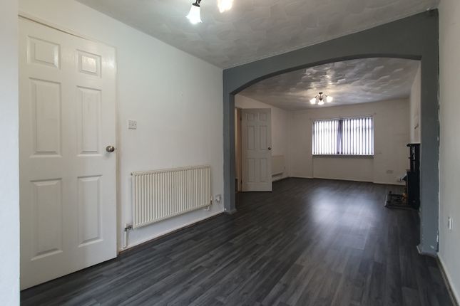 280, Bryncelyn, Pentwyn, Cardiff photo 4