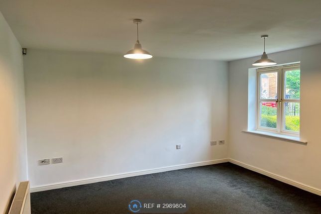 West Green Avenue, Monk Bretton, Barnsley photo 4