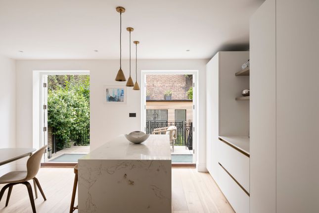 4, Brompton Square, London photo 4