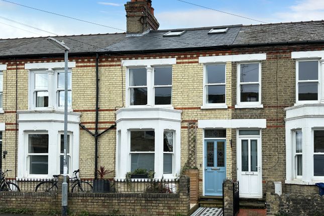 Terraced house for sale in St. Philips Road, Cambridge