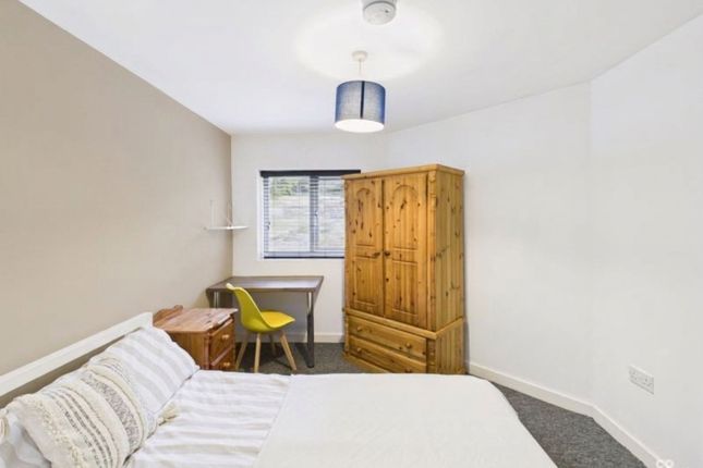 6-bed terraced on 65 The Avenue, Brighton, £4,017/mo