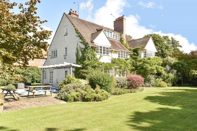 road farnham swingate 7 Buy Property Homes Sale   in Farnham, in for Surrey