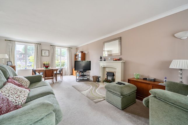 25, Wroxham Road, Reading photo 2