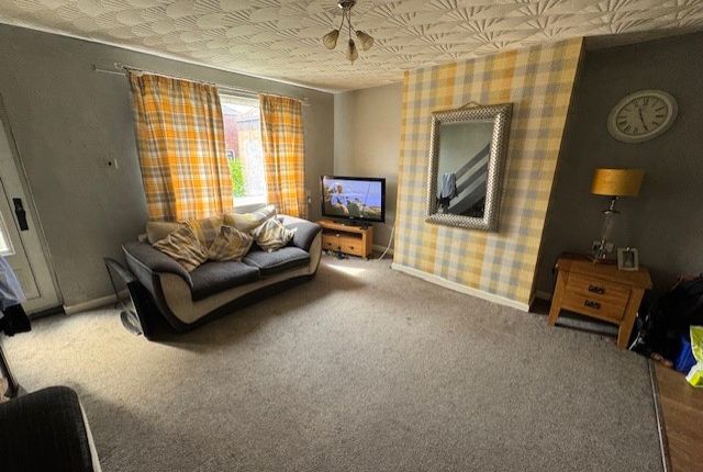 44, Clayton Avenue, Pontefract photo 3