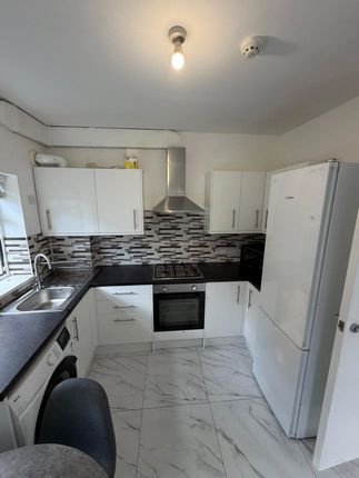 152, Willesden Lane, London photo 2