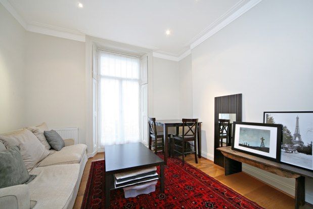 Thumbnail Flat to rent in 47 Queen's Gate, London