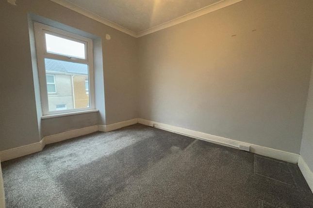 Whatsapp Image 2025-10-21 At 10.13.26_0E3E5d02.Jpg