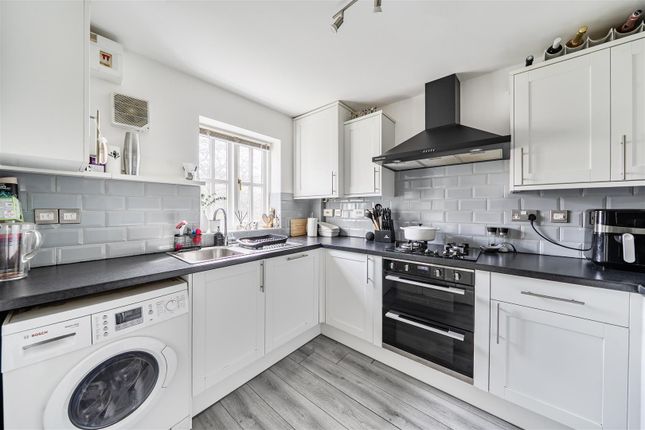 7, Rowan Close, Shenley photo 4