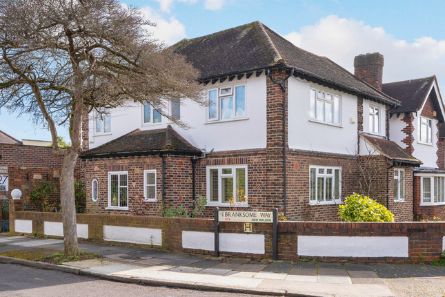 Thumbnail Detached house for sale in High Drive, Coombe, New Malden