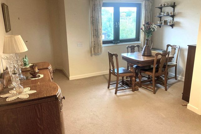32, Gerddi Rheidol, Aberystwyth photo 4