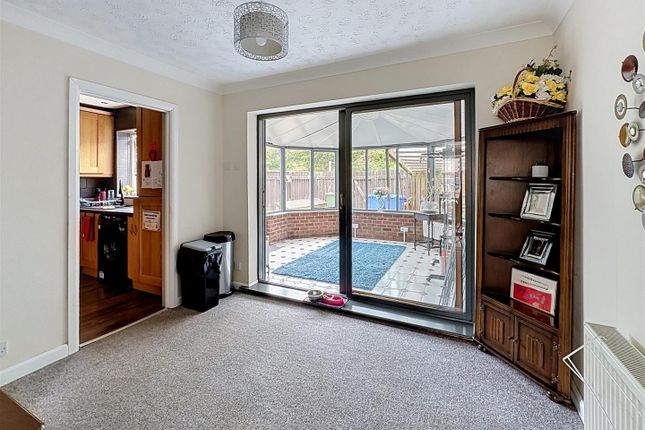 12, Elm Grove, Hull photo 4