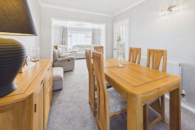 13, Harefield Crescent, Camborne photo 3