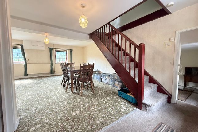 2 Lees Cottages, Abergavenny photo 3