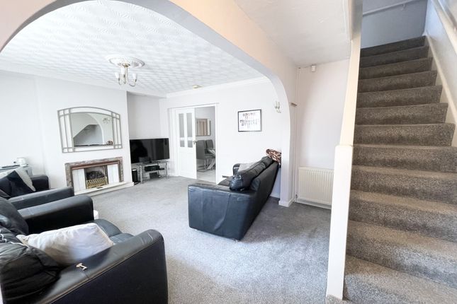 5, Wyresdale Avenue, Bispham photo 2