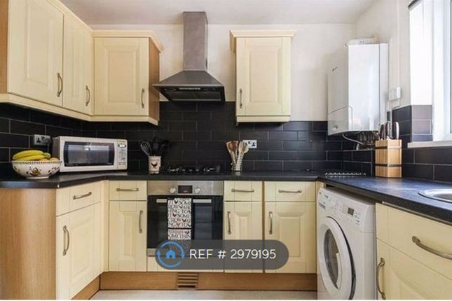 Hornbeam House, Hornbeam Road, Buckhurst Hill photo 4