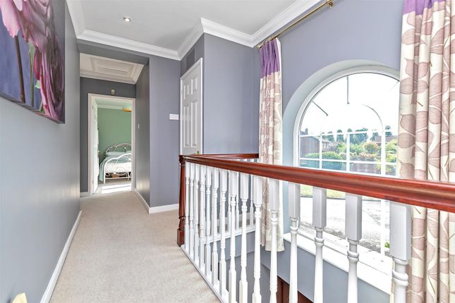 18Burghleyclose-61.Jpg