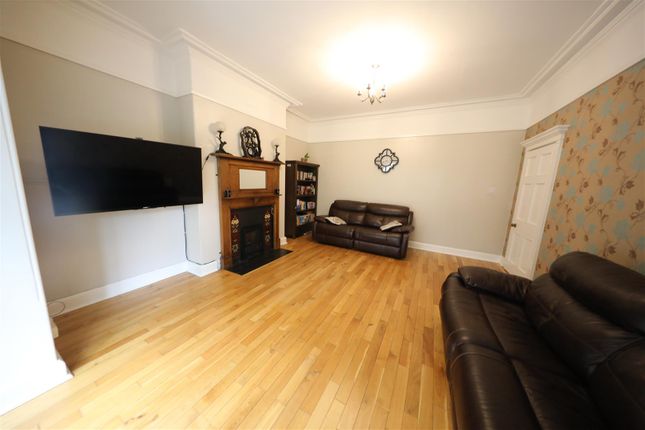 Terraced house for sale in Westbourne Avenue, Princes Avenue, Hull