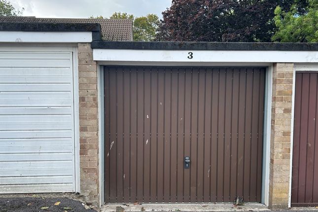Benbow Court, Andover photo 2