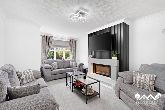 24, Simmons Way, Accrington photo 2