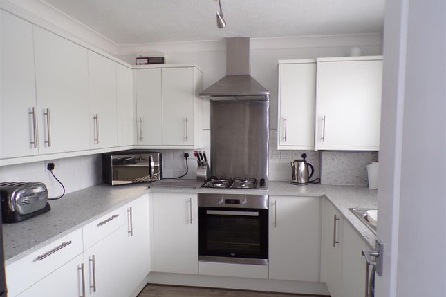 13, Easter Court, Barnstaple photo 3