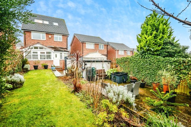 Thumbnail Detached house for sale in Belgrave Mount, Wakefield, West Yorkshire