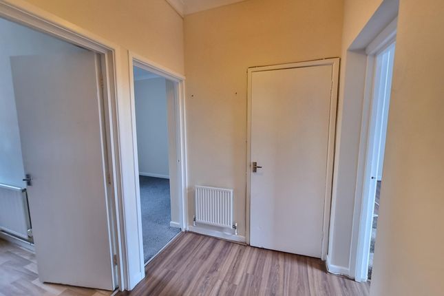 Flat to rent in Chapel Court, Park Street, Worcester