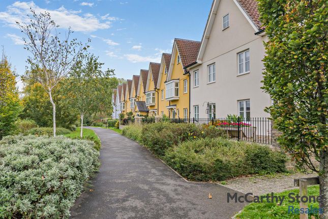2-bed flat on 37 Barnhill Court, Barnhill Road, Chipping Sodbury, Bristol, £343,000
