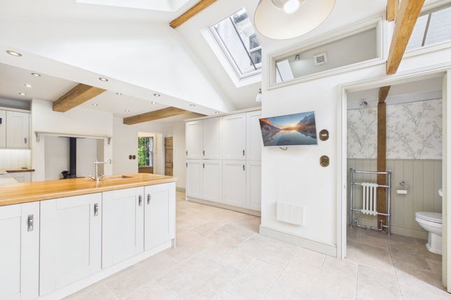 26, Chetwynd End, Newport photo 3