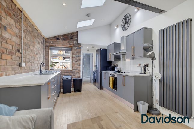 15, Daisy Road, Birmingham photo 4