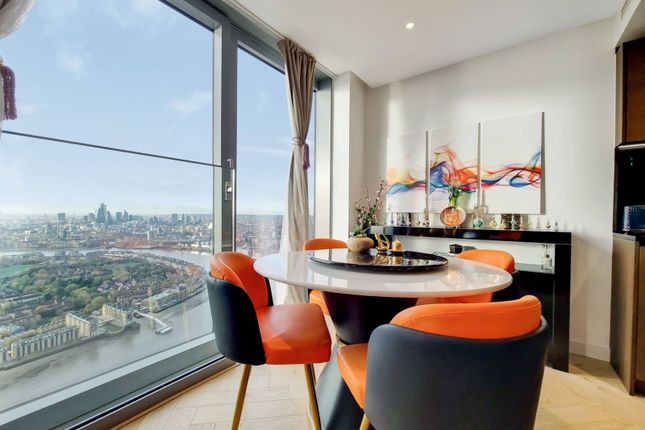 Thumbnail Flat for sale in Landmark Square, Canary Wharf, London