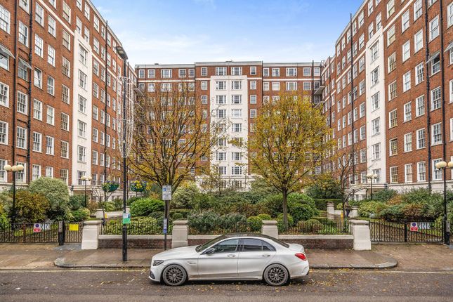 Park West, Hyde Park Estate photo 3