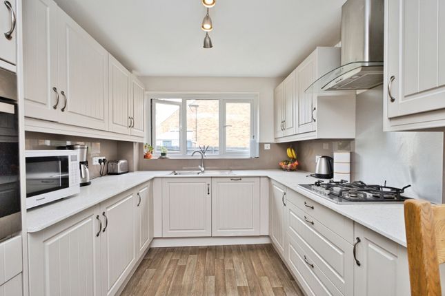 14, Hills Orchard, Somerset photo 4