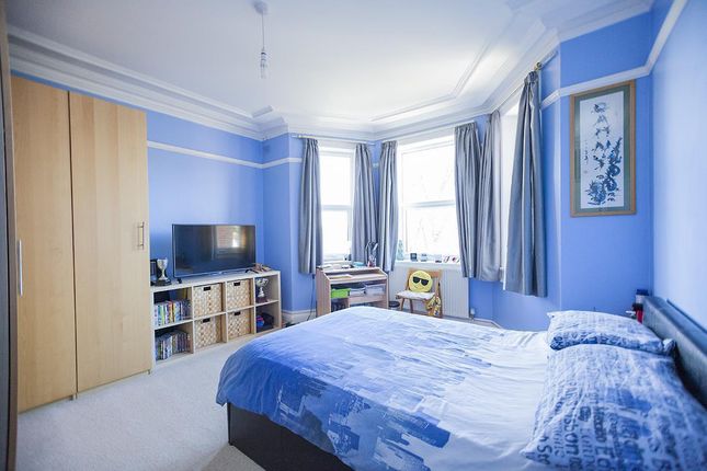 7, Brent View House, Hendon photo 4