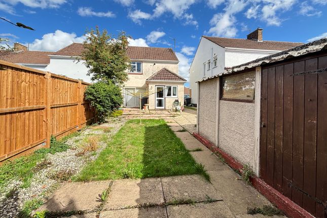 16 Beechcroft Road, Gloucester photo 4