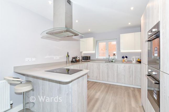 8, Ruton Square, West Malling photo 4