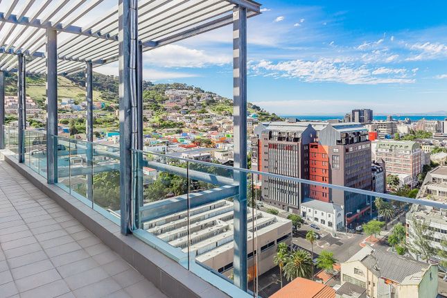 Thumbnail Apartment for sale in The Sentinel, 148 Loop Street, City Bowl, Cape Town, Western Cape, South Africa