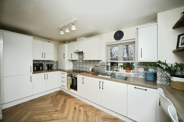 46, Mill House Road, TAUNTON photo 3