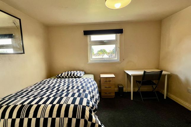 1A, Oak Tree Lane, Birmingham photo 3