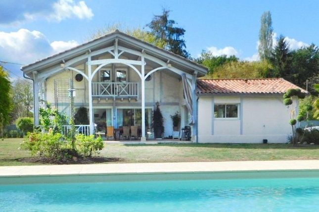 Thumbnail Farmhouse for sale in Saint-Justin, Aquitaine, 40240, France