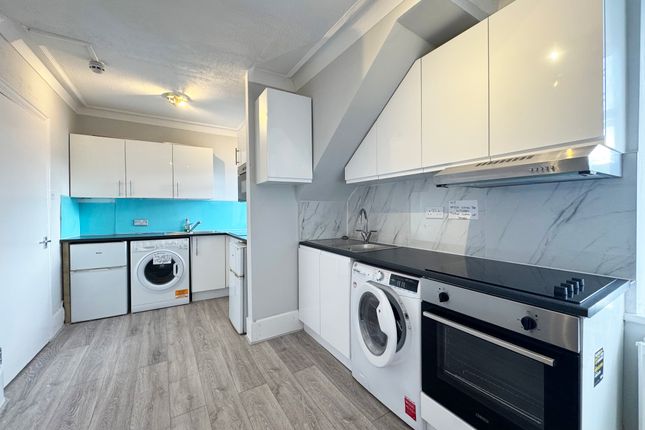 2, Sandringham Road, London photo 5
