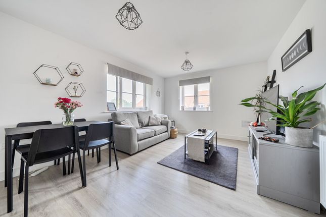Flat 24, Caspian Court, Arundel photo 2