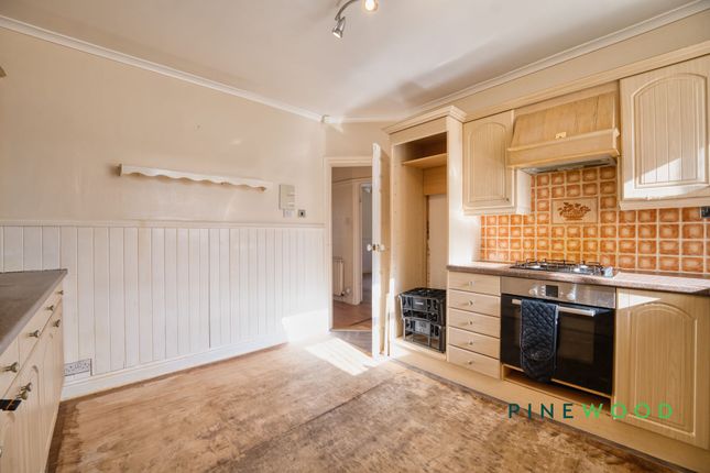 49 Eyre Street, Worksop photo 2